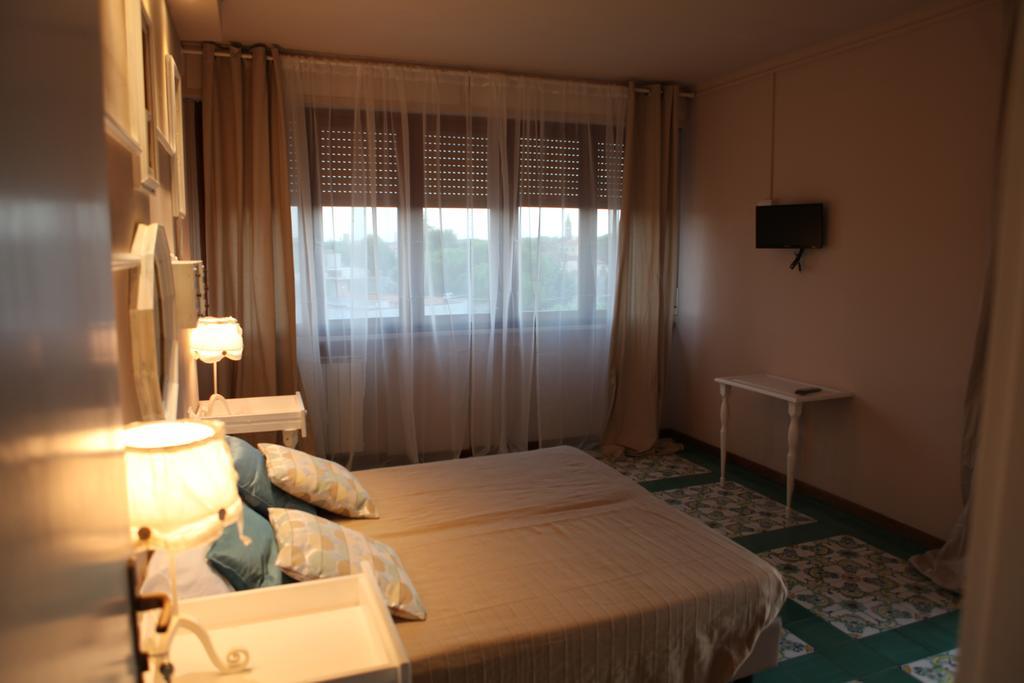 Duomo House Hotel Пиза Стая снимка