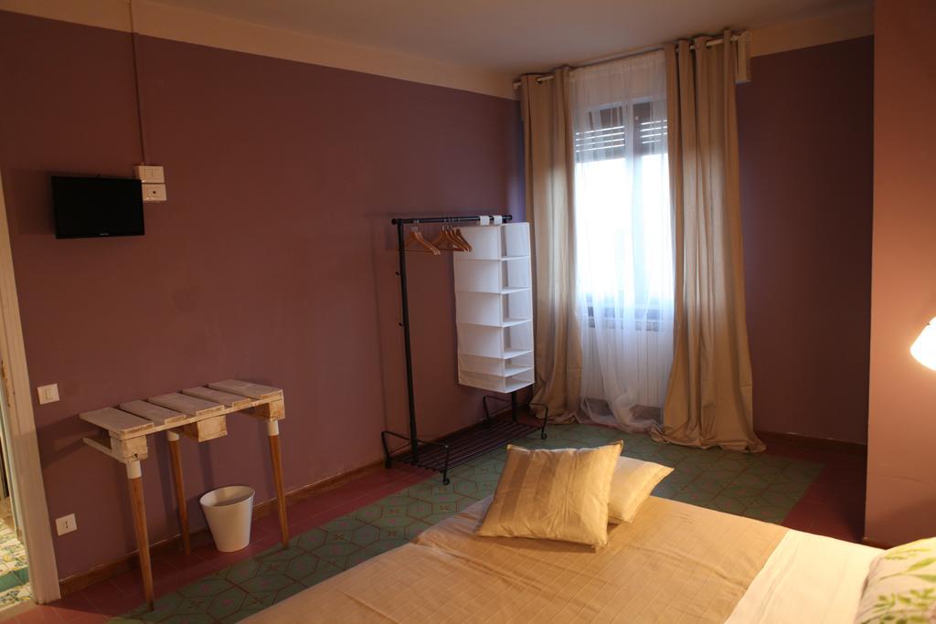 Duomo House Hotel Пиза Стая снимка