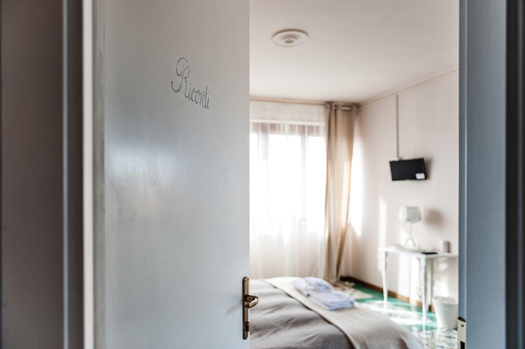 Duomo House Hotel Пиза Стая снимка